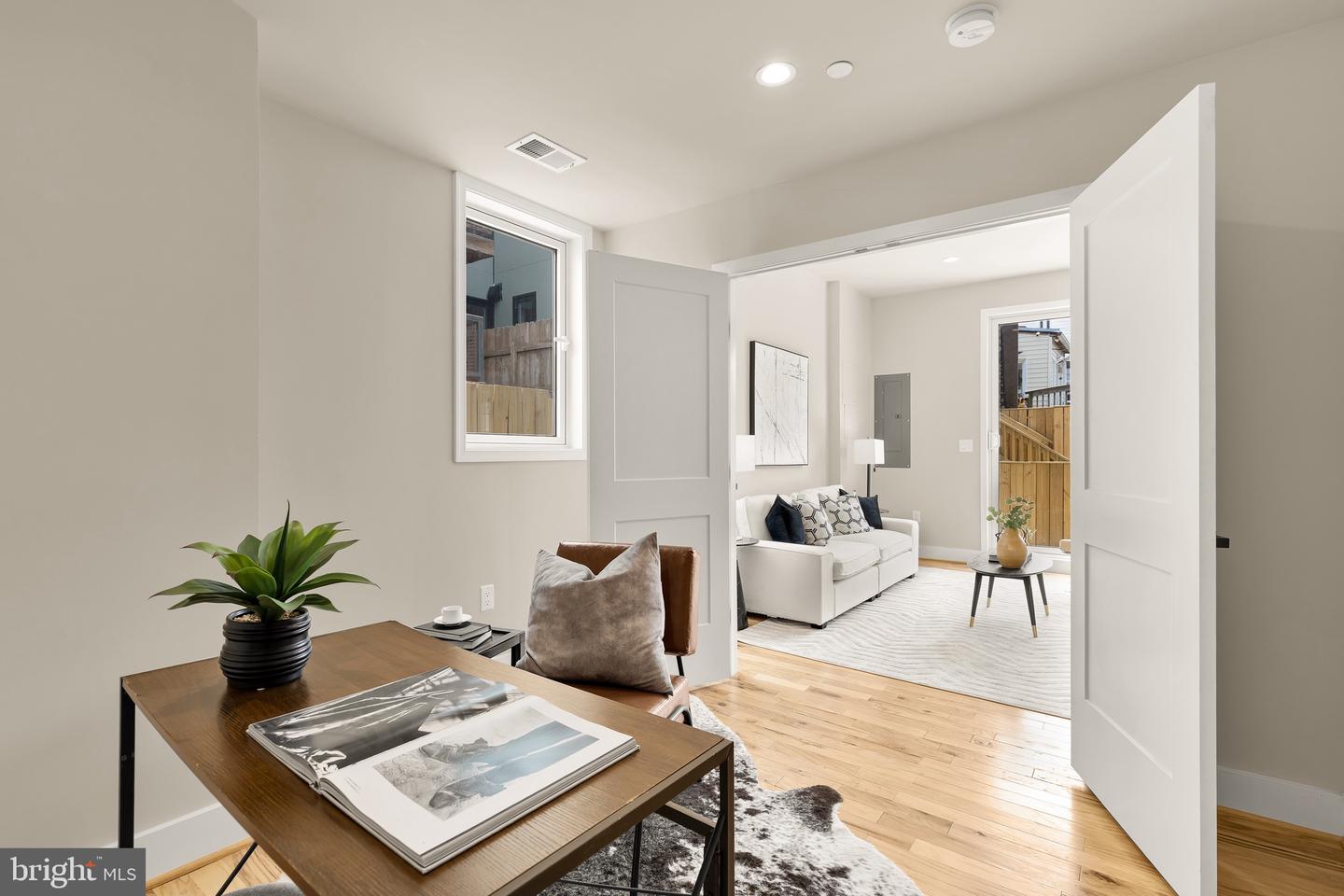 3646 1/2 13TH ST NW, WASHINGTON, District Of Columbia 20010, 4 Bedrooms Bedrooms, ,2 BathroomsBathrooms,Residential,For sale,3646 1/2 13TH ST NW,DCDC2214212 MLS # DCDC2214212