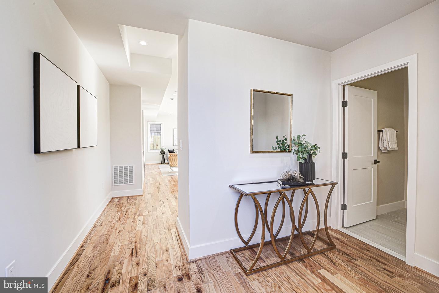 3646 1/2 13TH ST NW, WASHINGTON, District Of Columbia 20010, 4 Bedrooms Bedrooms, ,2 BathroomsBathrooms,Residential,For sale,3646 1/2 13TH ST NW,DCDC2214212 MLS # DCDC2214212