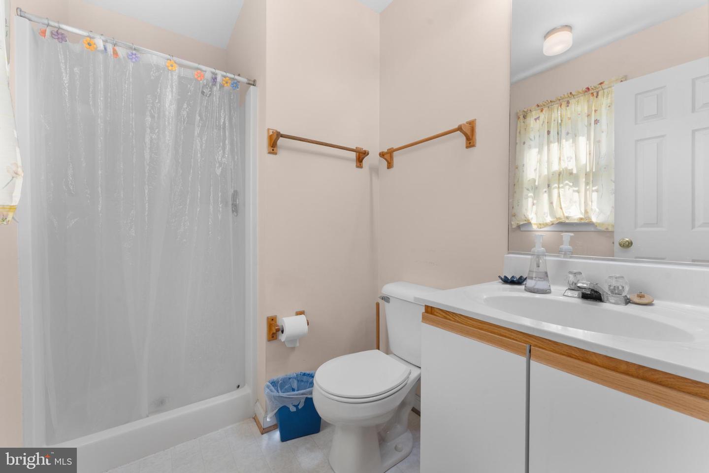 13175 TOWER RD, UNIONVILLE, Virginia 22567, 3 Bedrooms Bedrooms, 5 Rooms Rooms,2 BathroomsBathrooms,Residential,For sale,13175 TOWER RD,VAOR2010408 MLS # VAOR2010408
