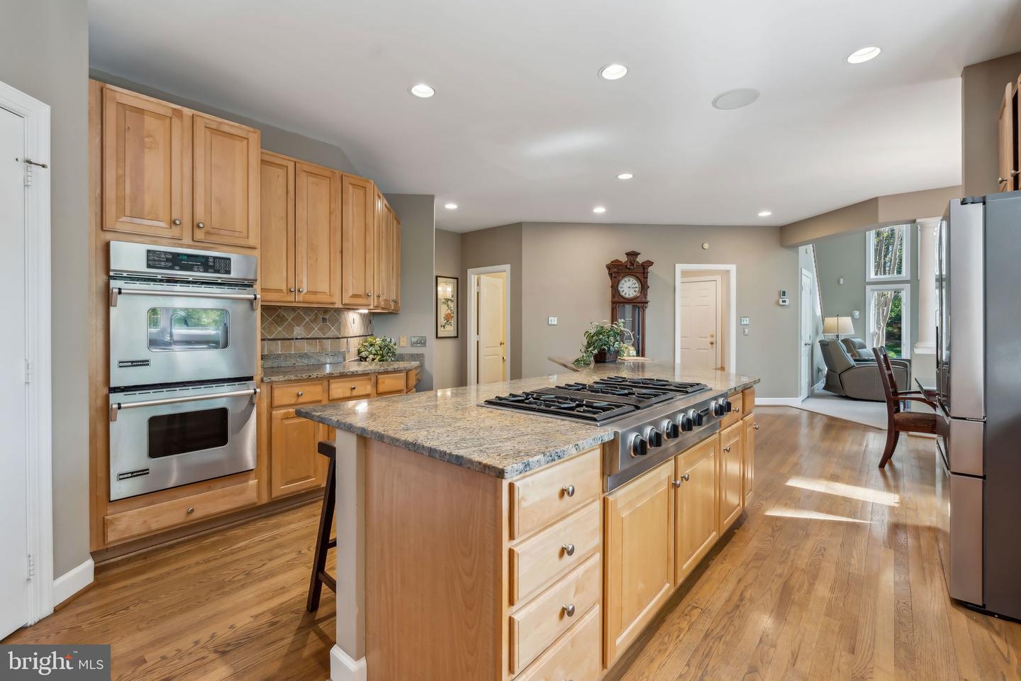1834 ELGIN DR, VIENNA, Virginia 22182, 5 Bedrooms Bedrooms, ,4 BathroomsBathrooms,Residential,For sale,1834 ELGIN DR,VAFX2260046 MLS # VAFX2260046