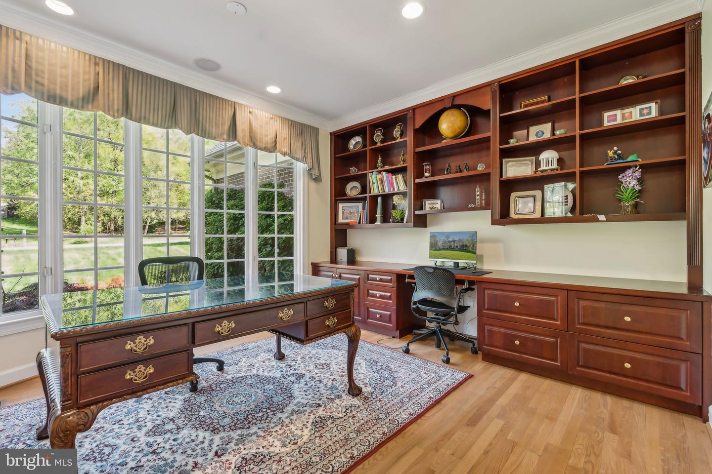 1834 ELGIN DR, VIENNA, Virginia 22182, 5 Bedrooms Bedrooms, ,4 BathroomsBathrooms,Residential,For sale,1834 ELGIN DR,VAFX2260046 MLS # VAFX2260046