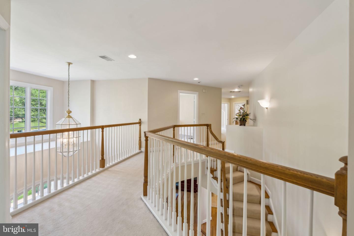 1834 ELGIN DR, VIENNA, Virginia 22182, 5 Bedrooms Bedrooms, ,4 BathroomsBathrooms,Residential,For sale,1834 ELGIN DR,VAFX2260046 MLS # VAFX2260046
