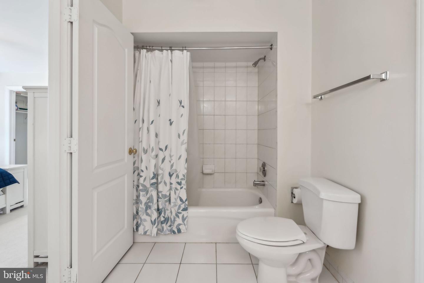 1834 ELGIN DR, VIENNA, Virginia 22182, 5 Bedrooms Bedrooms, ,4 BathroomsBathrooms,Residential,For sale,1834 ELGIN DR,VAFX2260046 MLS # VAFX2260046