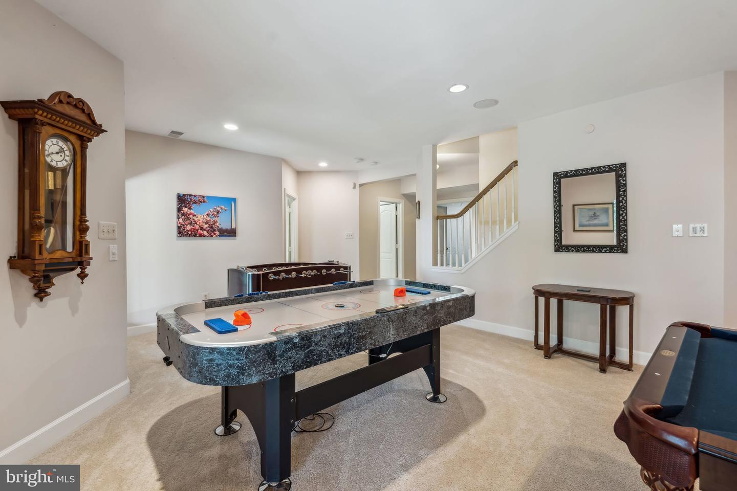 1834 ELGIN DR, VIENNA, Virginia 22182, 5 Bedrooms Bedrooms, ,4 BathroomsBathrooms,Residential,For sale,1834 ELGIN DR,VAFX2260046 MLS # VAFX2260046