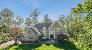 1834 ELGIN DR, VIENNA, Virginia 22182, 5 Bedrooms Bedrooms, ,4 BathroomsBathrooms,Residential,For sale,1834 ELGIN DR,VAFX2260046 MLS # VAFX2260046