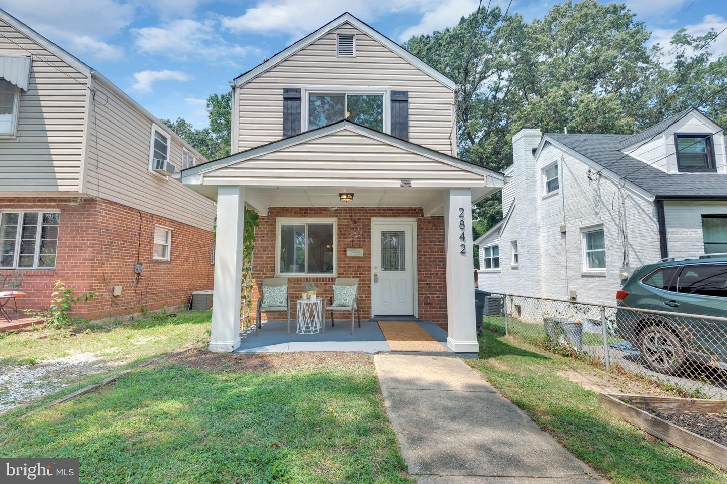2842 30TH ST NE, WASHINGTON, District Of Columbia 20018, 3 Bedrooms Bedrooms, ,1 BathroomBathrooms,Residential,For sale,2842 30TH ST NE,DCDC2214238 MLS # DCDC2214238