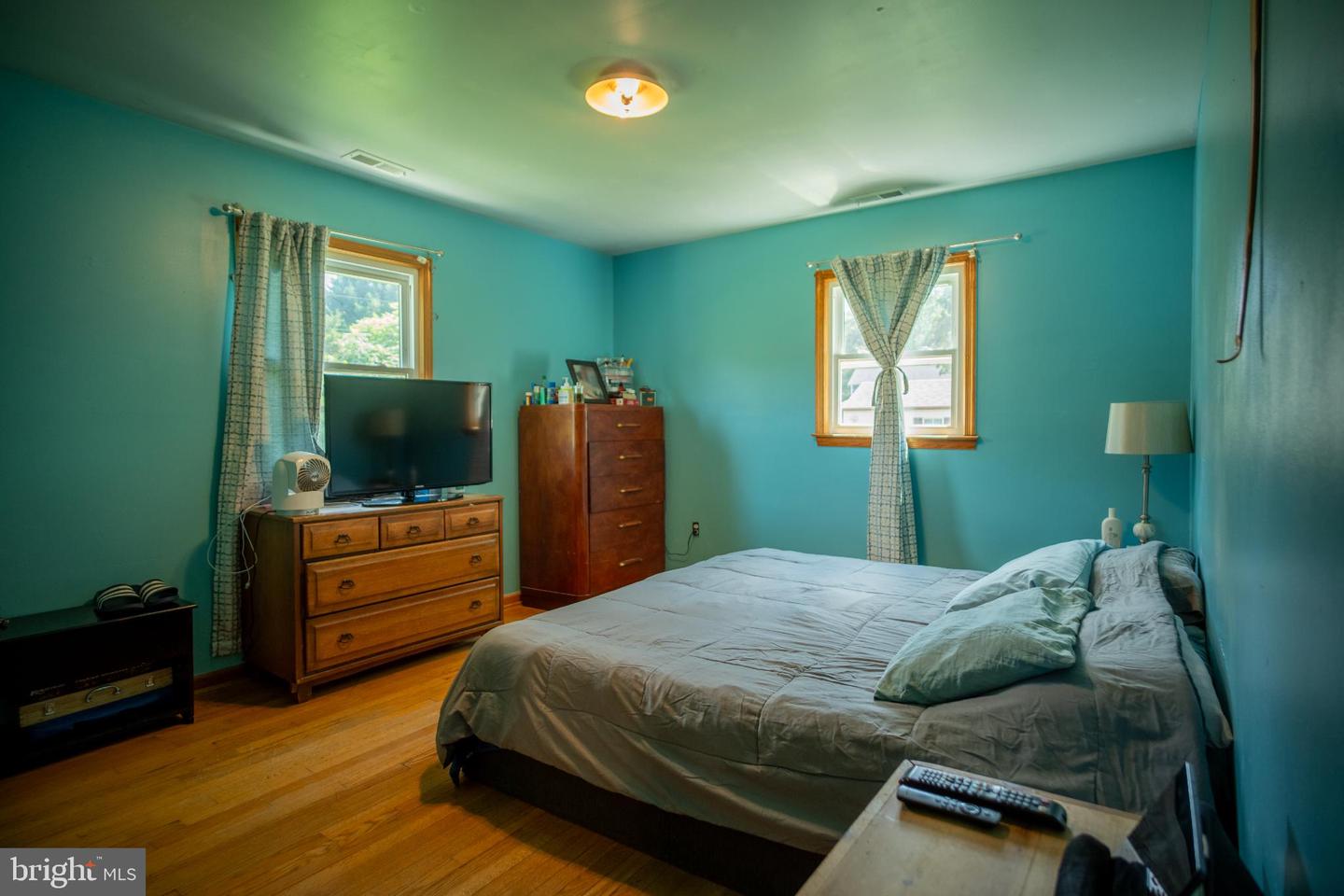 15362 KINGS HWY, MONTROSS, Virginia 22520, 3 Bedrooms Bedrooms, 6 Rooms Rooms,1 BathroomBathrooms,Residential,For sale,15362 KINGS HWY,VAWE2009480 MLS # VAWE2009480