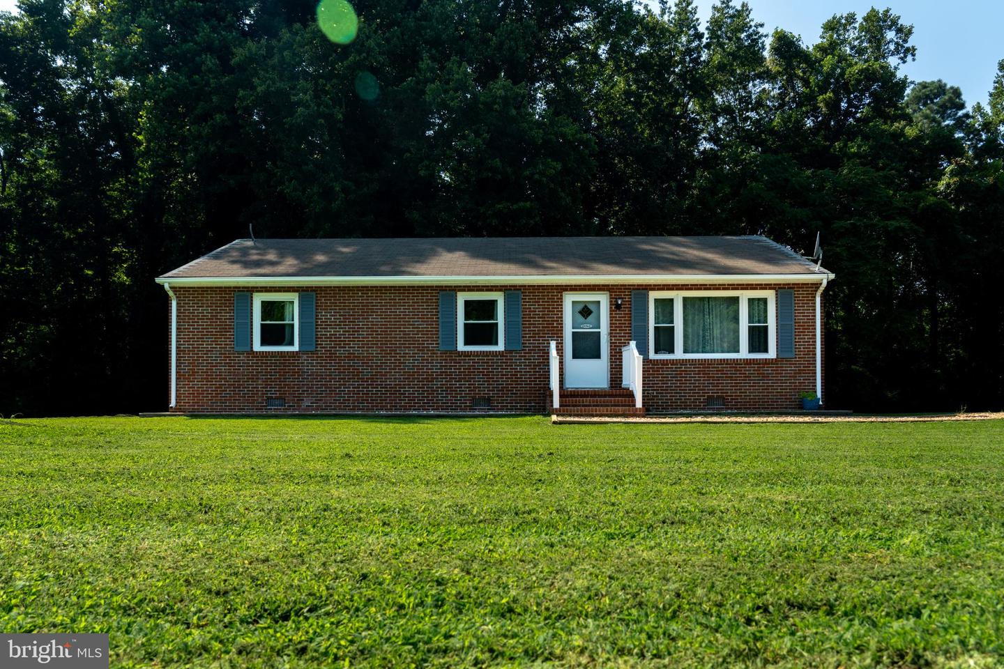 15362 KINGS HWY, MONTROSS, Virginia 22520, 3 Bedrooms Bedrooms, 6 Rooms Rooms,1 BathroomBathrooms,Residential,For sale,15362 KINGS HWY,VAWE2009480 MLS # VAWE2009480