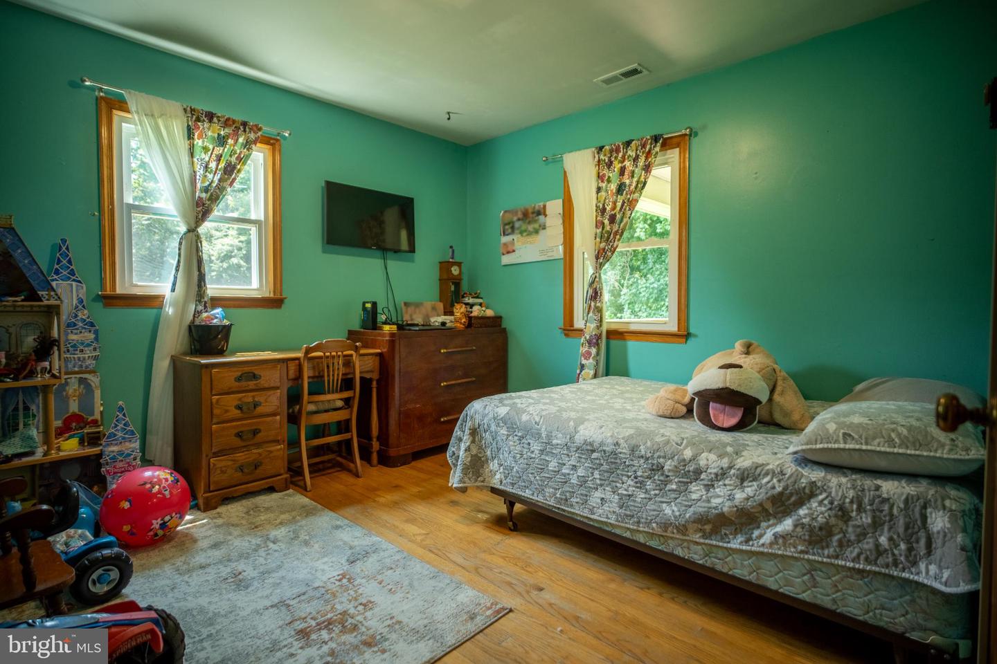 15362 KINGS HWY, MONTROSS, Virginia 22520, 3 Bedrooms Bedrooms, 6 Rooms Rooms,1 BathroomBathrooms,Residential,For sale,15362 KINGS HWY,VAWE2009480 MLS # VAWE2009480