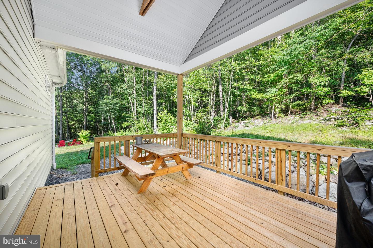 115 MOUNTAIN TOP LN, NEW MARKET, Virginia 22844, 3 Bedrooms Bedrooms, 8 Rooms Rooms,3 BathroomsBathrooms,Residential,For sale,115 MOUNTAIN TOP LN,VASH2012194 MLS # VASH2012194