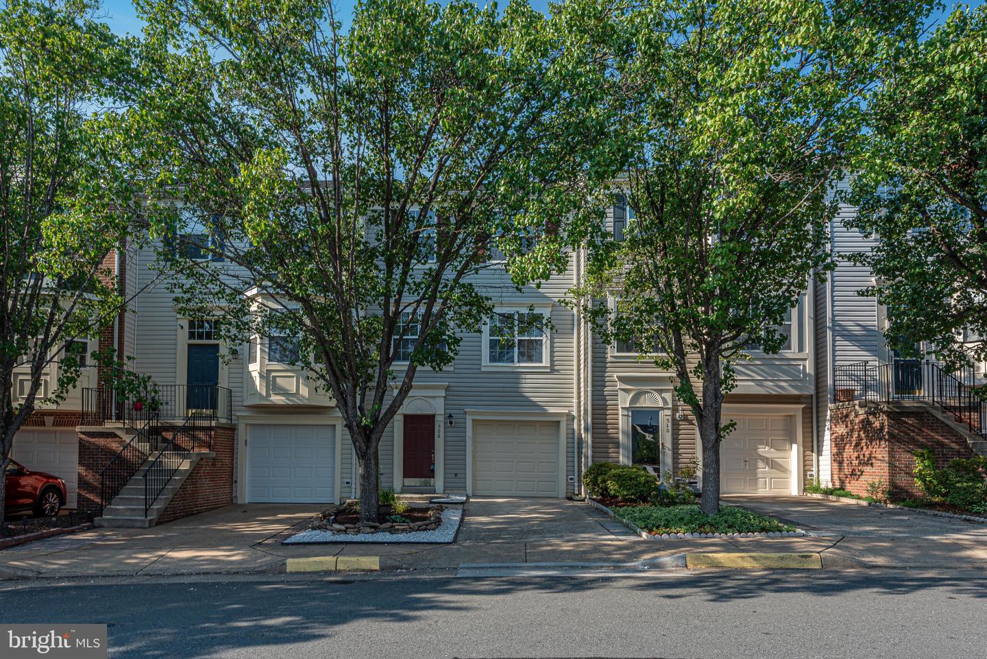 508 KALMIA SQ NE, LEESBURG, Virginia 20176, 3 Bedrooms Bedrooms, ,2 BathroomsBathrooms,Residential,For sale,508 KALMIA SQ NE,VALO2104164 MLS # VALO2104164
