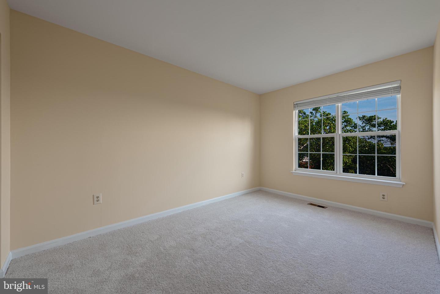 508 KALMIA SQ NE, LEESBURG, Virginia 20176, 3 Bedrooms Bedrooms, ,2 BathroomsBathrooms,Residential,For sale,508 KALMIA SQ NE,VALO2104164 MLS # VALO2104164