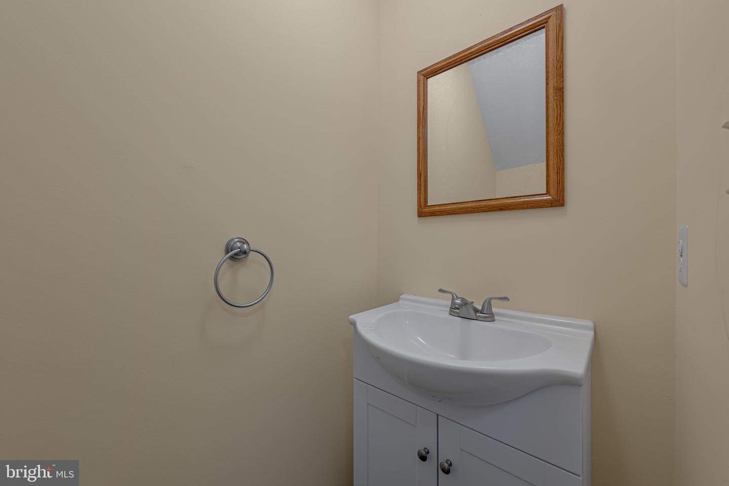 508 KALMIA SQ NE, LEESBURG, Virginia 20176, 3 Bedrooms Bedrooms, ,2 BathroomsBathrooms,Residential,For sale,508 KALMIA SQ NE,VALO2104164 MLS # VALO2104164
