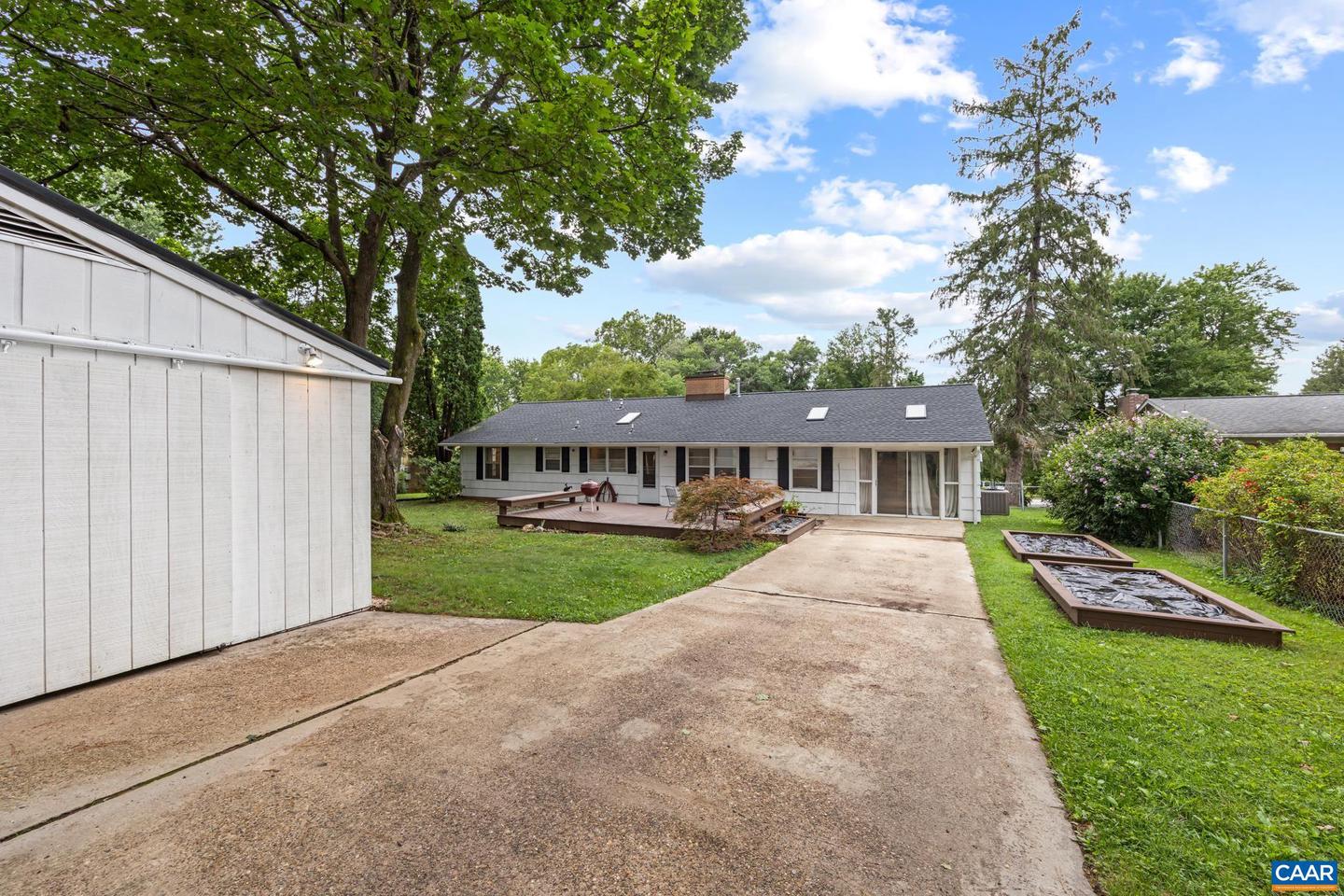 1108 WOODROW AVE, WAYNESBORO, Virginia 22980, 3 Bedrooms Bedrooms, ,2 BathroomsBathrooms,Residential,For sale,1108 WOODROW AVE,667600 MLS # 667600