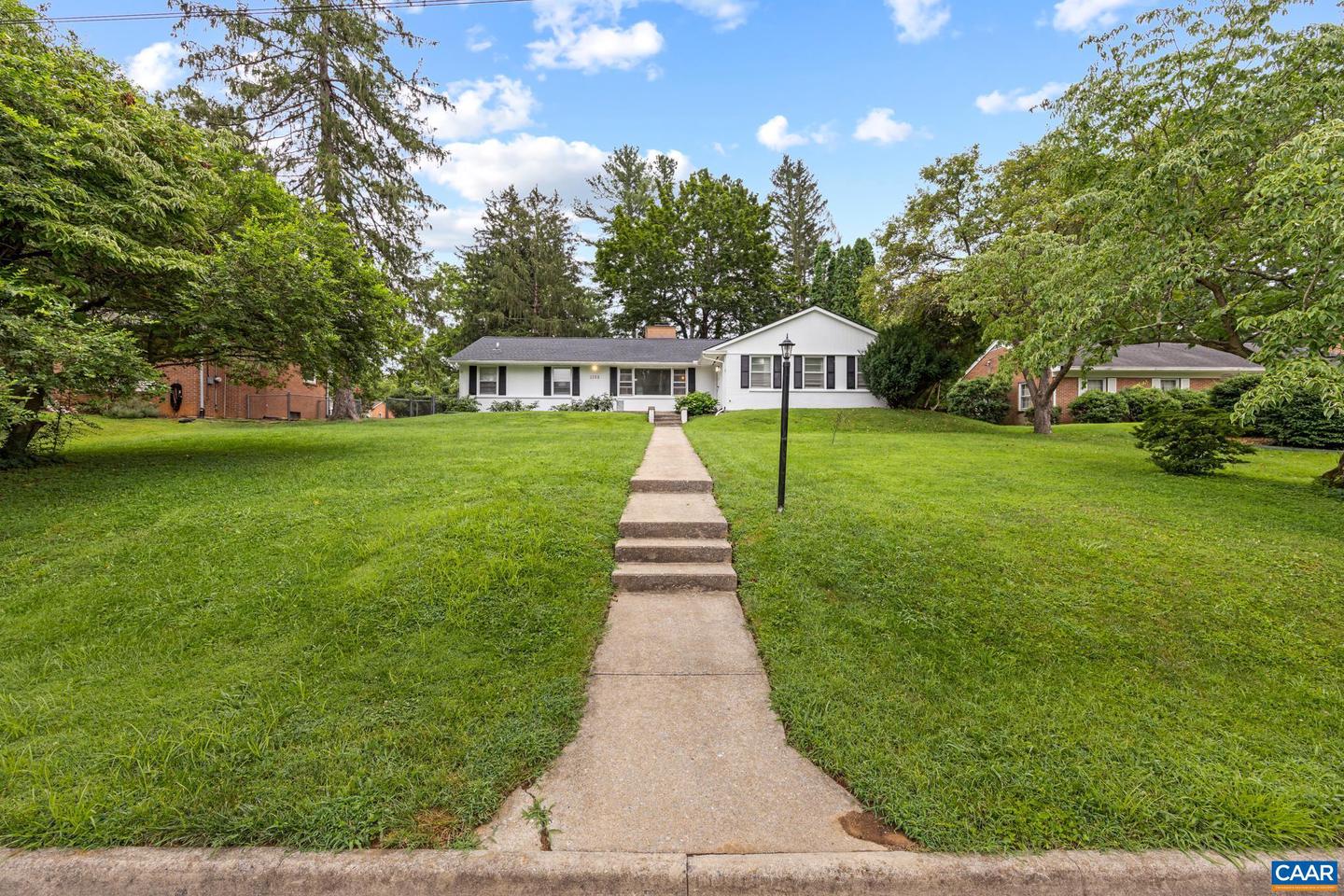 1108 WOODROW AVE, WAYNESBORO, Virginia 22980, 3 Bedrooms Bedrooms, ,2 BathroomsBathrooms,Residential,For sale,1108 WOODROW AVE,667600 MLS # 667600