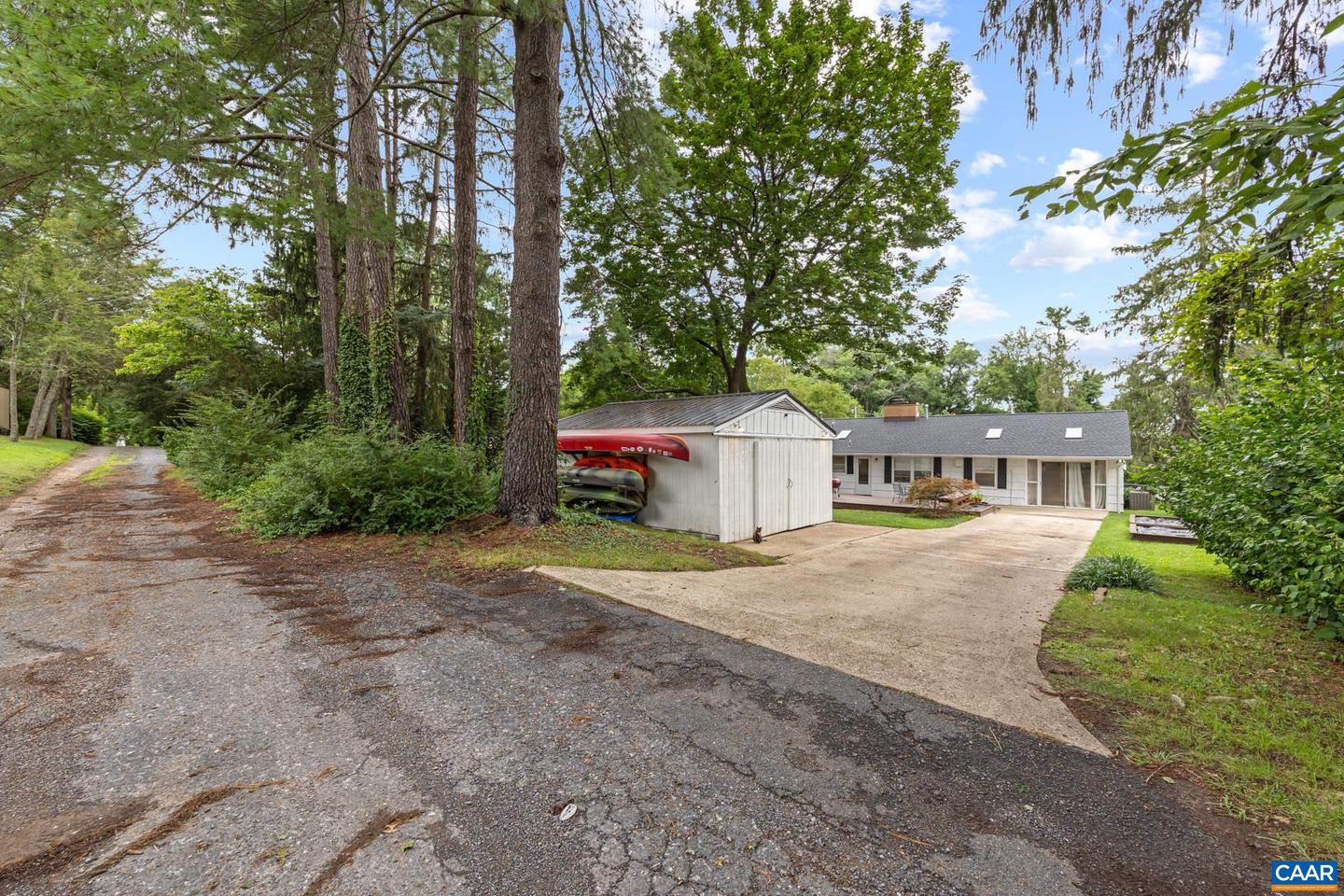 1108 WOODROW AVE, WAYNESBORO, Virginia 22980, 3 Bedrooms Bedrooms, ,2 BathroomsBathrooms,Residential,For sale,1108 WOODROW AVE,667600 MLS # 667600