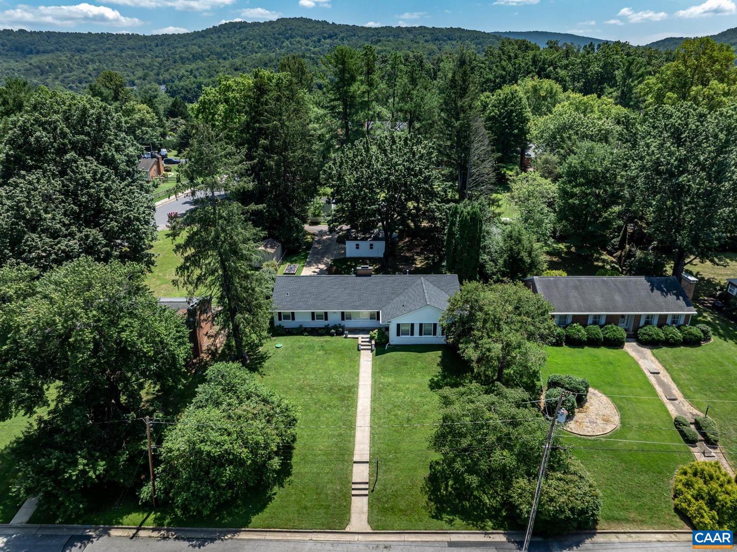 1108 WOODROW AVE, WAYNESBORO, Virginia 22980, 3 Bedrooms Bedrooms, ,2 BathroomsBathrooms,Residential,For sale,1108 WOODROW AVE,667600 MLS # 667600