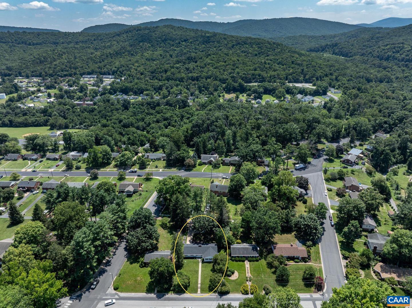 1108 WOODROW AVE, WAYNESBORO, Virginia 22980, 3 Bedrooms Bedrooms, ,2 BathroomsBathrooms,Residential,For sale,1108 WOODROW AVE,667600 MLS # 667600