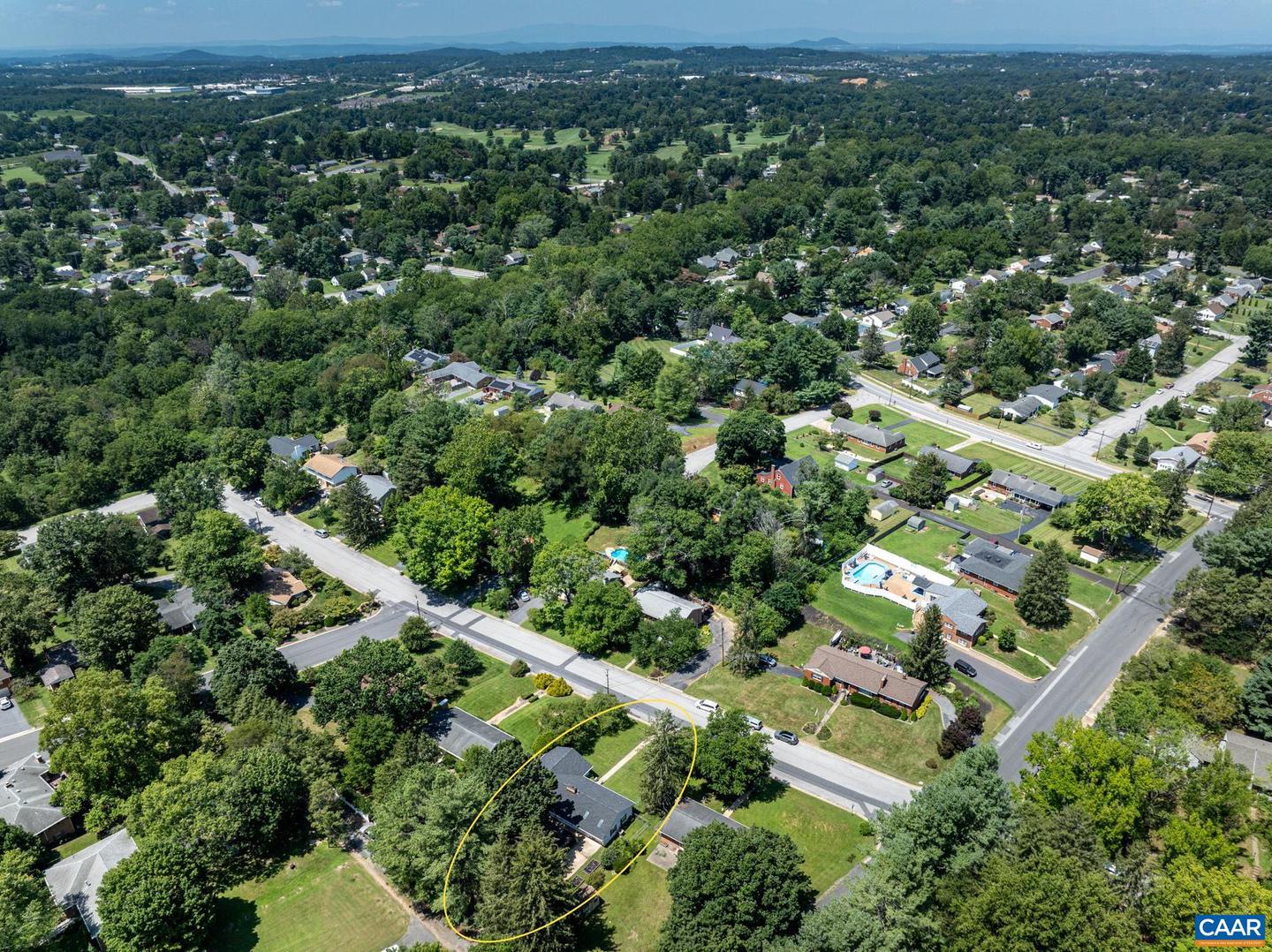 1108 WOODROW AVE, WAYNESBORO, Virginia 22980, 3 Bedrooms Bedrooms, ,2 BathroomsBathrooms,Residential,For sale,1108 WOODROW AVE,667600 MLS # 667600