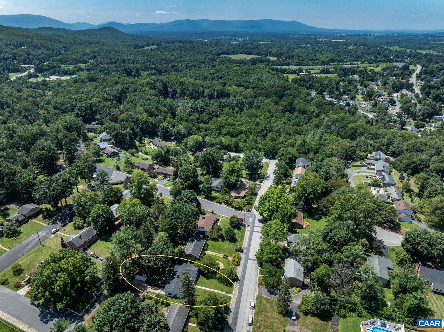 1108 WOODROW AVE, WAYNESBORO, Virginia 22980, 3 Bedrooms Bedrooms, ,2 BathroomsBathrooms,Residential,For sale,1108 WOODROW AVE,667600 MLS # 667600