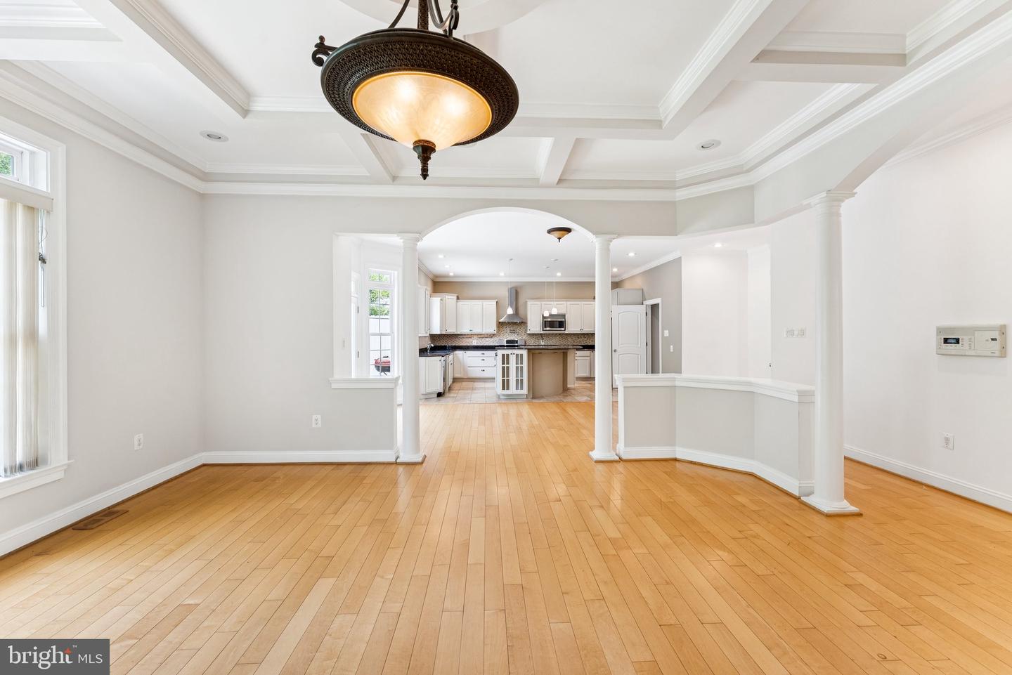 6504 DIVINE ST, MCLEAN, Virginia 22101, 8 Bedrooms Bedrooms, ,6 BathroomsBathrooms,Residential,For sale,6504 DIVINE ST,VAFX2240394 MLS # VAFX2240394