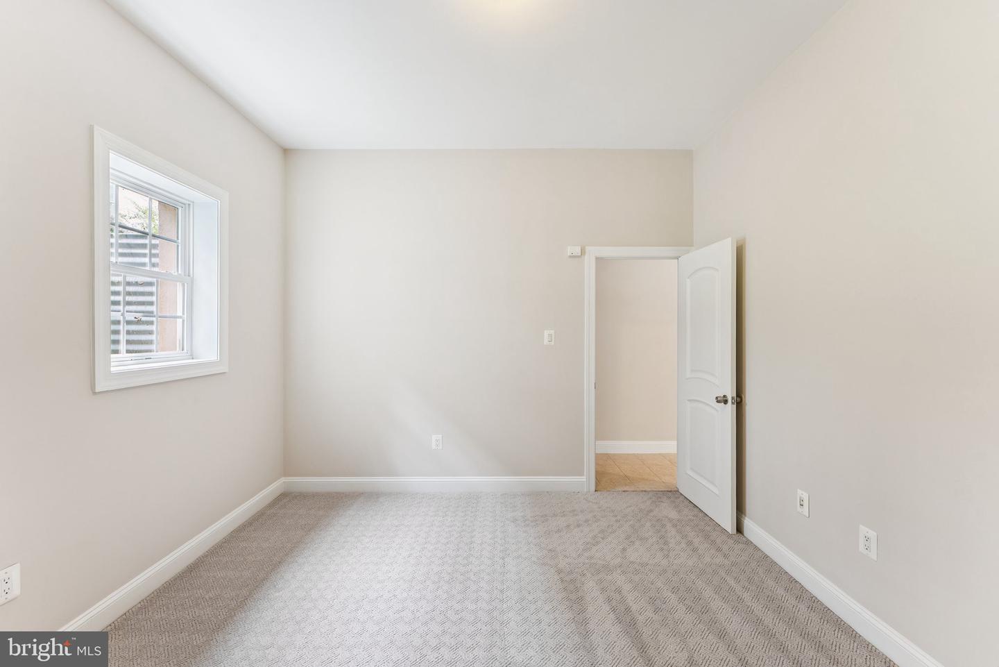 6504 DIVINE ST, MCLEAN, Virginia 22101, 8 Bedrooms Bedrooms, ,6 BathroomsBathrooms,Residential,For sale,6504 DIVINE ST,VAFX2240394 MLS # VAFX2240394
