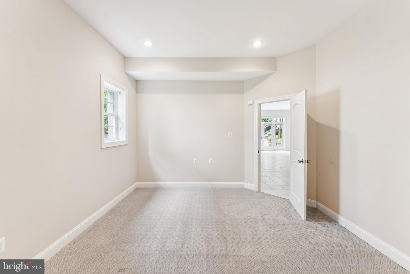 6504 DIVINE ST, MCLEAN, Virginia 22101, 8 Bedrooms Bedrooms, ,6 BathroomsBathrooms,Residential,For sale,6504 DIVINE ST,VAFX2240394 MLS # VAFX2240394