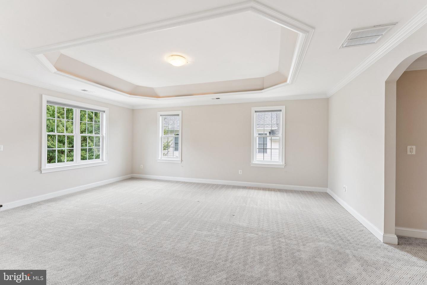 6504 DIVINE ST, MCLEAN, Virginia 22101, 8 Bedrooms Bedrooms, ,6 BathroomsBathrooms,Residential,For sale,6504 DIVINE ST,VAFX2240394 MLS # VAFX2240394