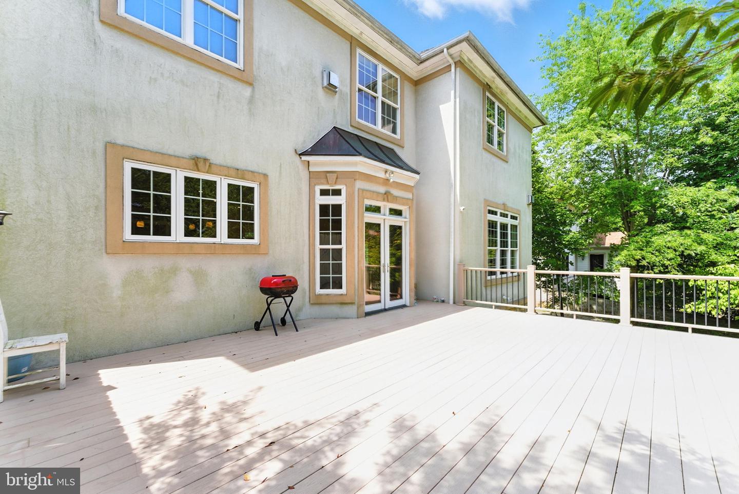 6504 DIVINE ST, MCLEAN, Virginia 22101, 8 Bedrooms Bedrooms, ,6 BathroomsBathrooms,Residential,For sale,6504 DIVINE ST,VAFX2240394 MLS # VAFX2240394
