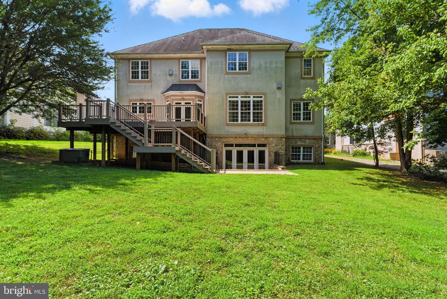 6504 DIVINE ST, MCLEAN, Virginia 22101, 8 Bedrooms Bedrooms, ,6 BathroomsBathrooms,Residential,For sale,6504 DIVINE ST,VAFX2240394 MLS # VAFX2240394