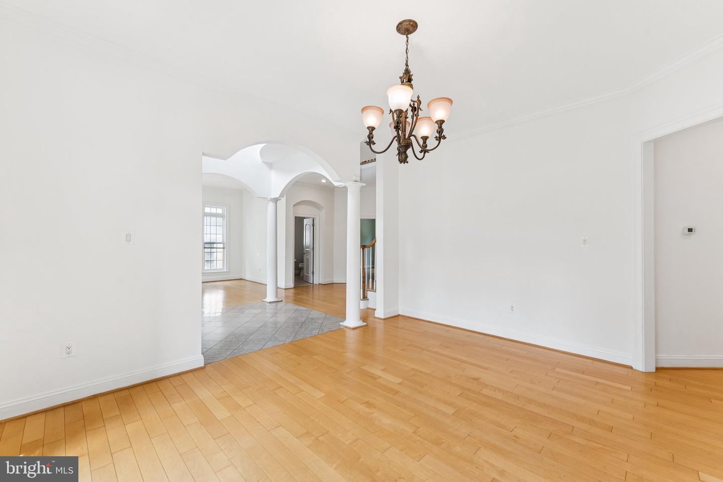 6504 DIVINE ST, MCLEAN, Virginia 22101, 8 Bedrooms Bedrooms, ,6 BathroomsBathrooms,Residential,For sale,6504 DIVINE ST,VAFX2240394 MLS # VAFX2240394
