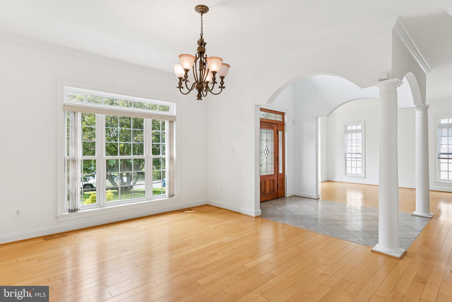 6504 DIVINE ST, MCLEAN, Virginia 22101, 8 Bedrooms Bedrooms, ,6 BathroomsBathrooms,Residential,For sale,6504 DIVINE ST,VAFX2240394 MLS # VAFX2240394
