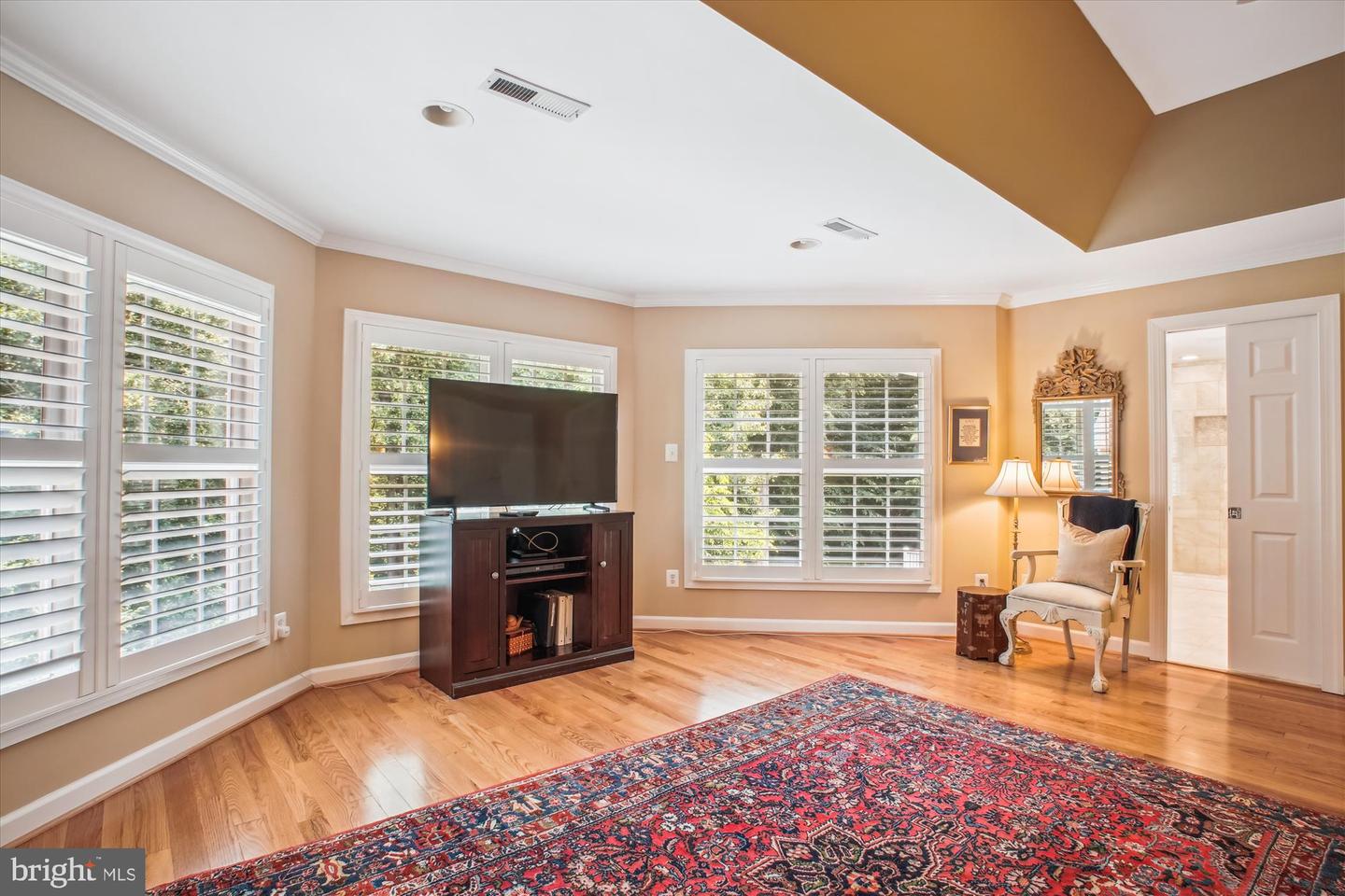 20268 ISLAND VIEW CT, STERLING, Virginia 20165, 4 Bedrooms Bedrooms, ,3 BathroomsBathrooms,Residential,For sale,20268 ISLAND VIEW CT,VALO2099070 MLS # VALO2099070