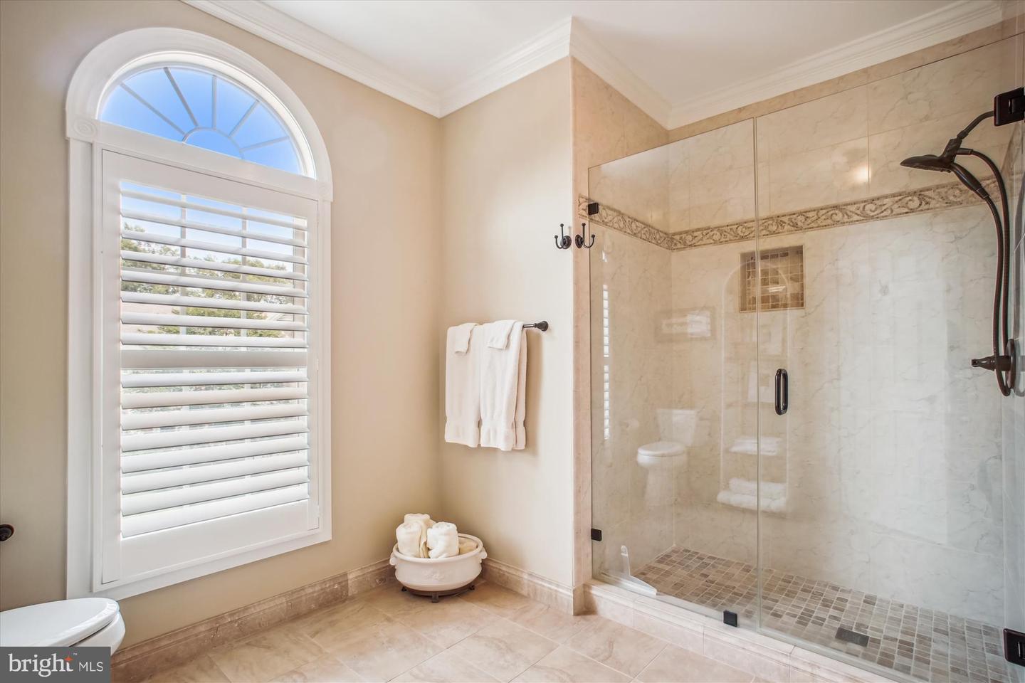 20268 ISLAND VIEW CT, STERLING, Virginia 20165, 4 Bedrooms Bedrooms, ,3 BathroomsBathrooms,Residential,For sale,20268 ISLAND VIEW CT,VALO2099070 MLS # VALO2099070