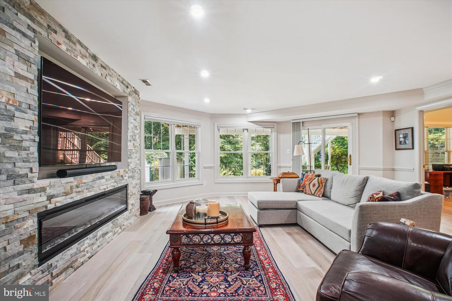 20268 ISLAND VIEW CT, STERLING, Virginia 20165, 4 Bedrooms Bedrooms, ,3 BathroomsBathrooms,Residential,For sale,20268 ISLAND VIEW CT,VALO2099070 MLS # VALO2099070