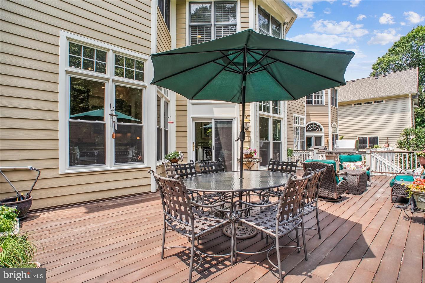 20268 ISLAND VIEW CT, STERLING, Virginia 20165, 4 Bedrooms Bedrooms, ,3 BathroomsBathrooms,Residential,For sale,20268 ISLAND VIEW CT,VALO2099070 MLS # VALO2099070