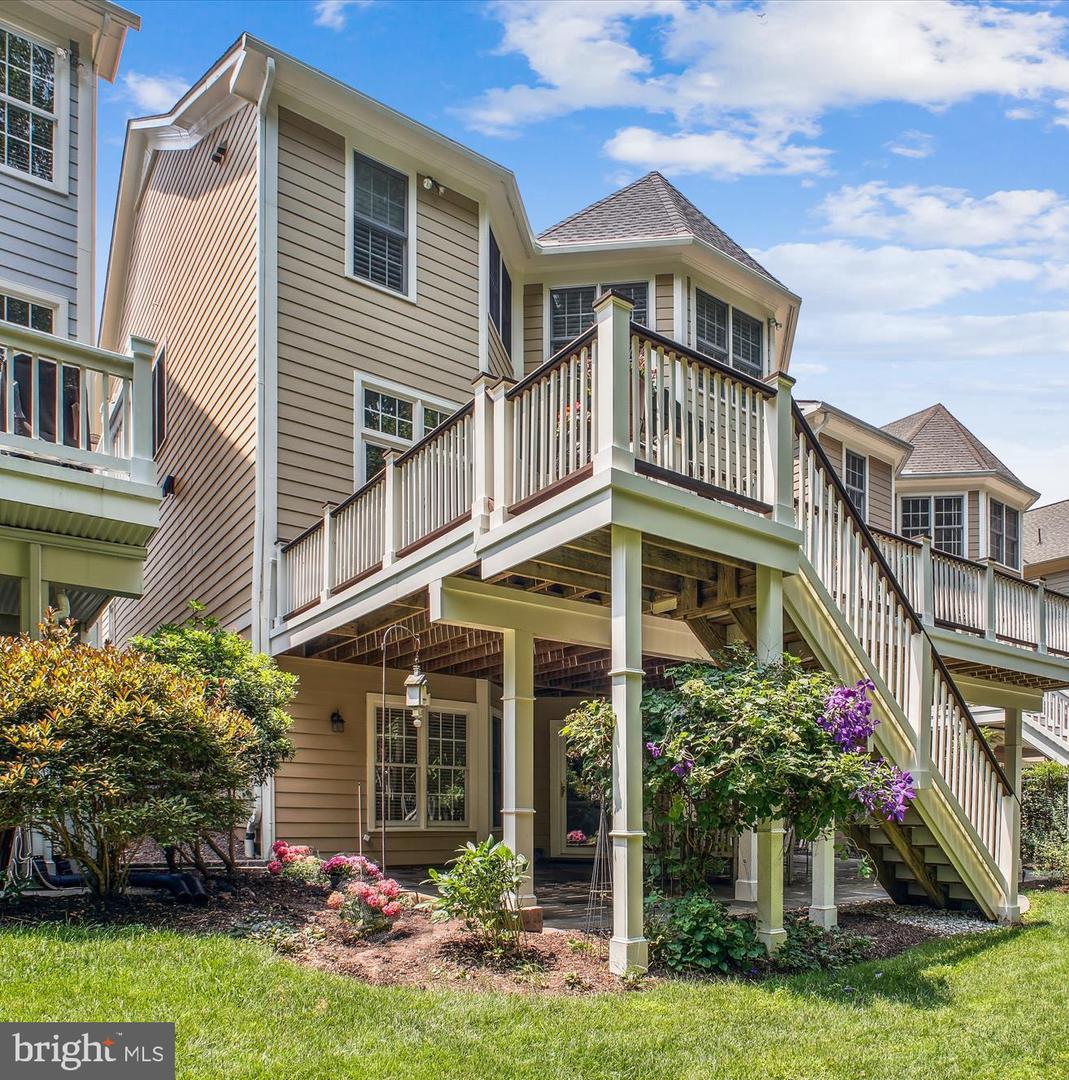 20268 ISLAND VIEW CT, STERLING, Virginia 20165, 4 Bedrooms Bedrooms, ,3 BathroomsBathrooms,Residential,For sale,20268 ISLAND VIEW CT,VALO2099070 MLS # VALO2099070