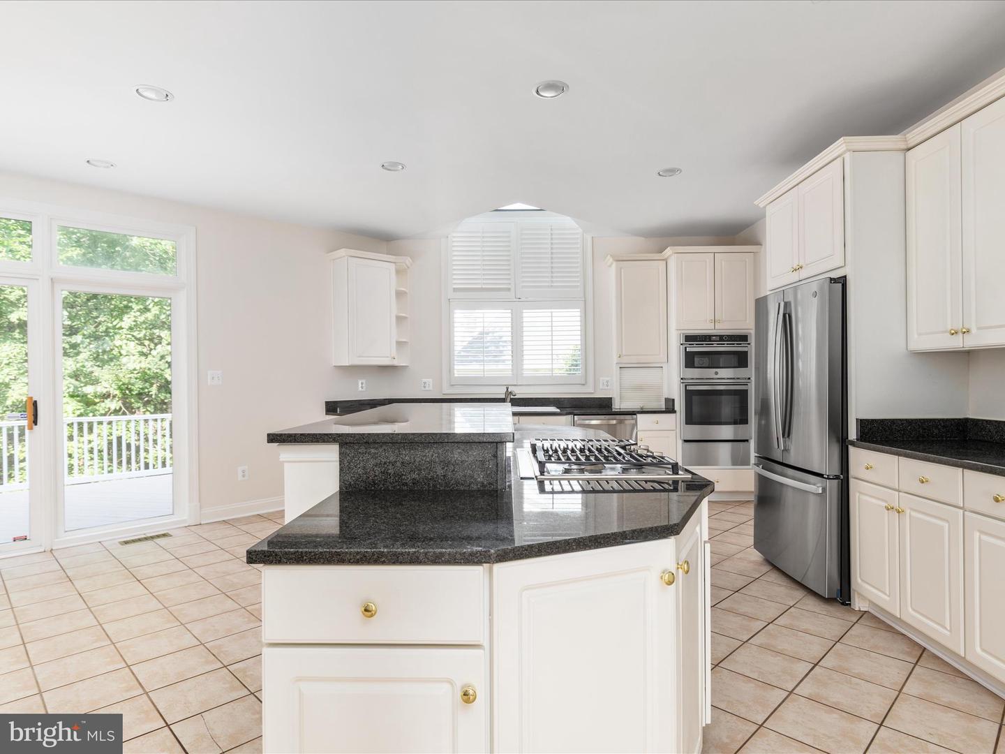 12028 WALNUT BRANCH RD, RESTON, Virginia 20194, 5 Bedrooms Bedrooms, ,5 BathroomsBathrooms,Residential,For sale,12028 WALNUT BRANCH RD,VAFX2247394 MLS # VAFX2247394