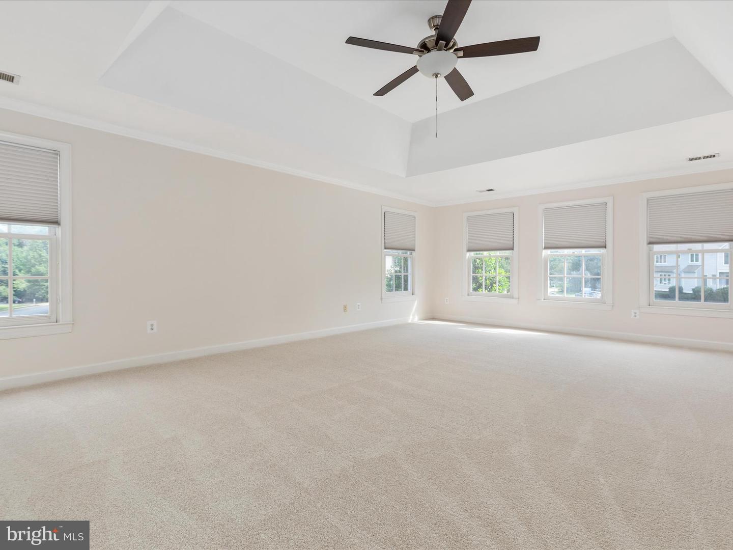 12028 WALNUT BRANCH RD, RESTON, Virginia 20194, 5 Bedrooms Bedrooms, ,5 BathroomsBathrooms,Residential,For sale,12028 WALNUT BRANCH RD,VAFX2247394 MLS # VAFX2247394