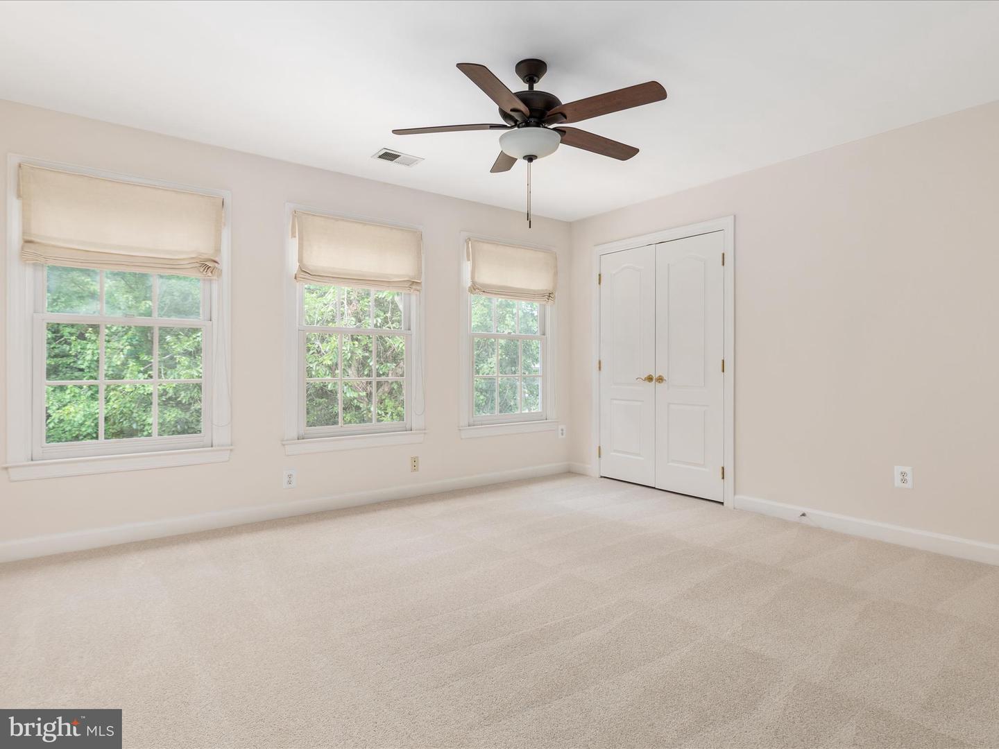 12028 WALNUT BRANCH RD, RESTON, Virginia 20194, 5 Bedrooms Bedrooms, ,5 BathroomsBathrooms,Residential,For sale,12028 WALNUT BRANCH RD,VAFX2247394 MLS # VAFX2247394