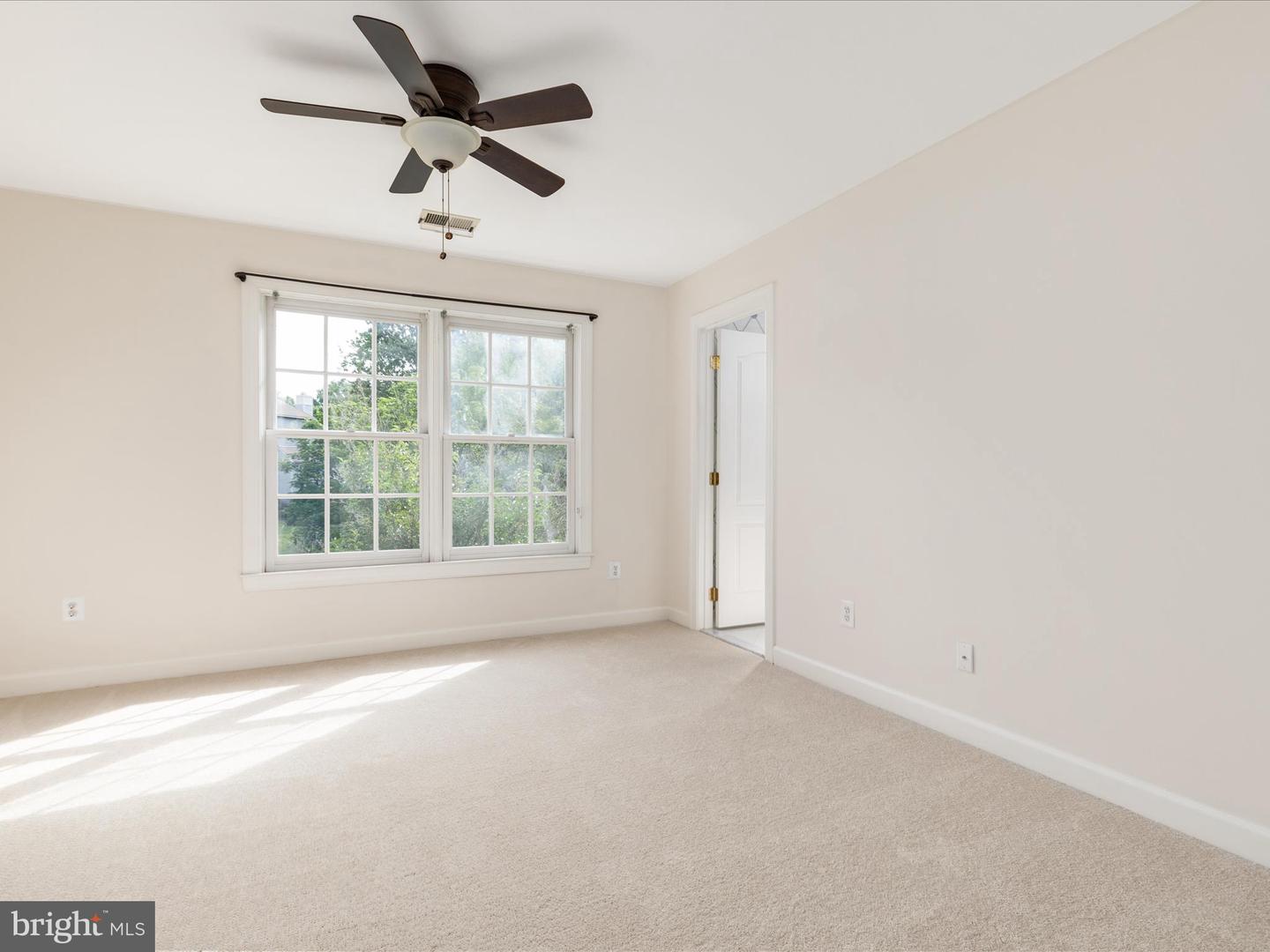 12028 WALNUT BRANCH RD, RESTON, Virginia 20194, 5 Bedrooms Bedrooms, ,5 BathroomsBathrooms,Residential,For sale,12028 WALNUT BRANCH RD,VAFX2247394 MLS # VAFX2247394