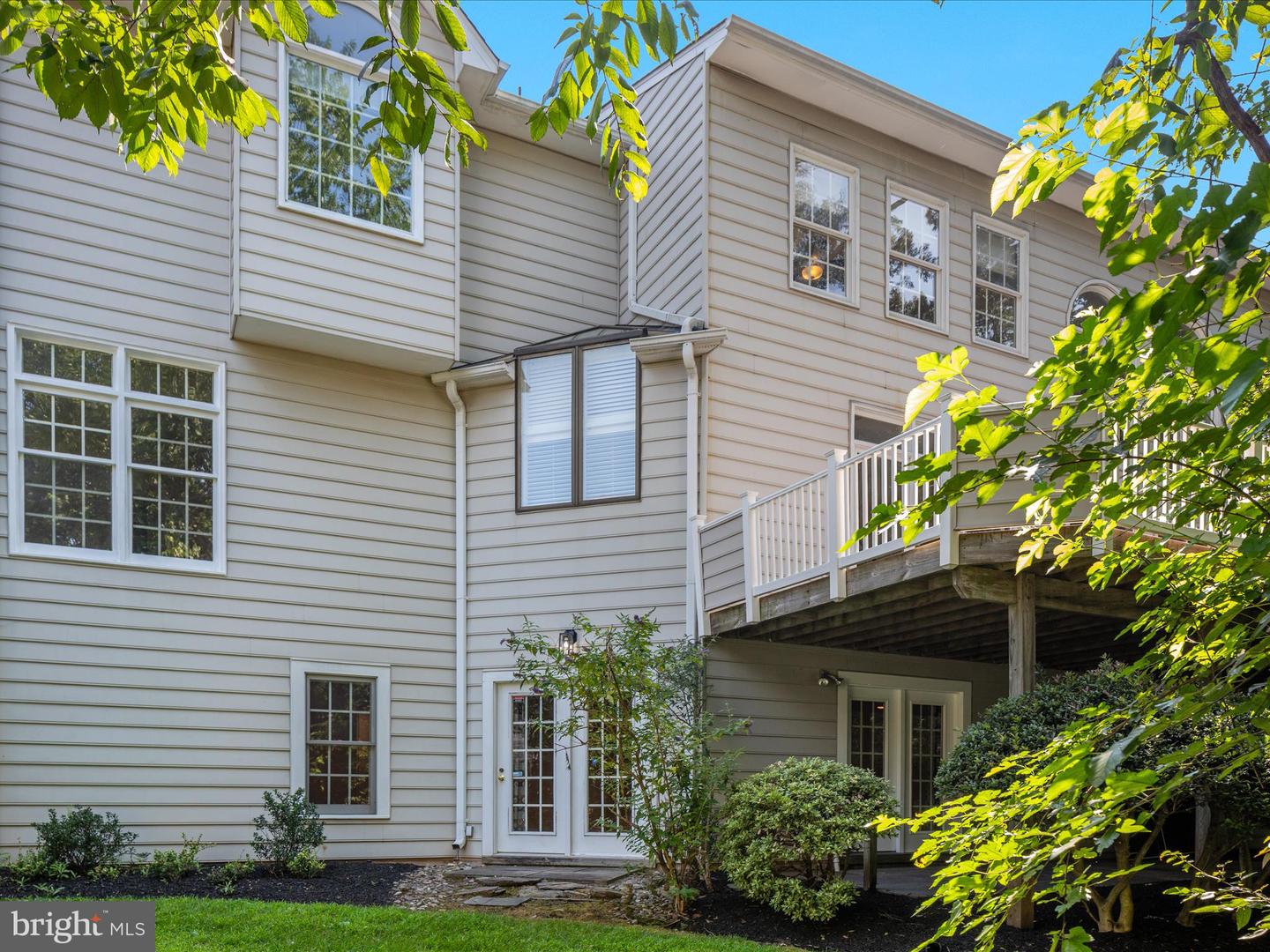 12028 WALNUT BRANCH RD, RESTON, Virginia 20194, 5 Bedrooms Bedrooms, ,5 BathroomsBathrooms,Residential,For sale,12028 WALNUT BRANCH RD,VAFX2247394 MLS # VAFX2247394
