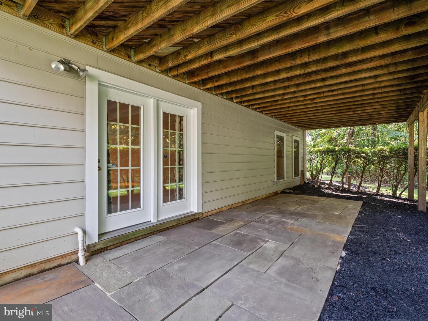12028 WALNUT BRANCH RD, RESTON, Virginia 20194, 5 Bedrooms Bedrooms, ,5 BathroomsBathrooms,Residential,For sale,12028 WALNUT BRANCH RD,VAFX2247394 MLS # VAFX2247394