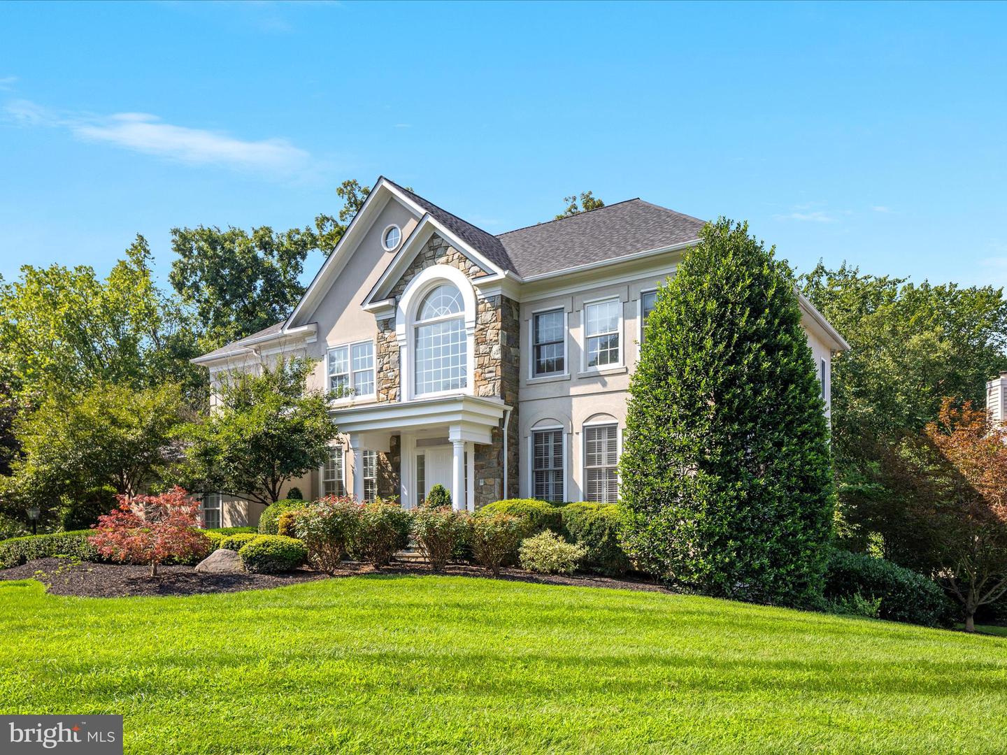 12028 WALNUT BRANCH RD, RESTON, Virginia 20194, 5 Bedrooms Bedrooms, ,5 BathroomsBathrooms,Residential,For sale,12028 WALNUT BRANCH RD,VAFX2247394 MLS # VAFX2247394