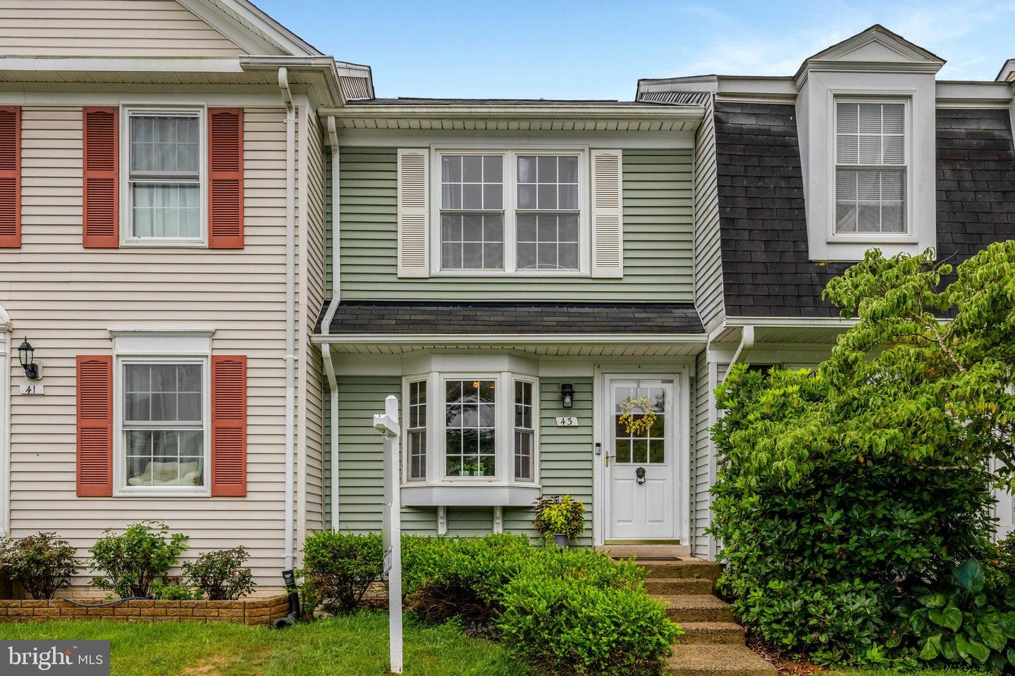 43 SOUTHALL CT, STERLING, Virginia 20165, 2 Bedrooms Bedrooms, ,1 BathroomBathrooms,Residential,For sale,43 SOUTHALL CT,VALO2099576 MLS # VALO2099576
