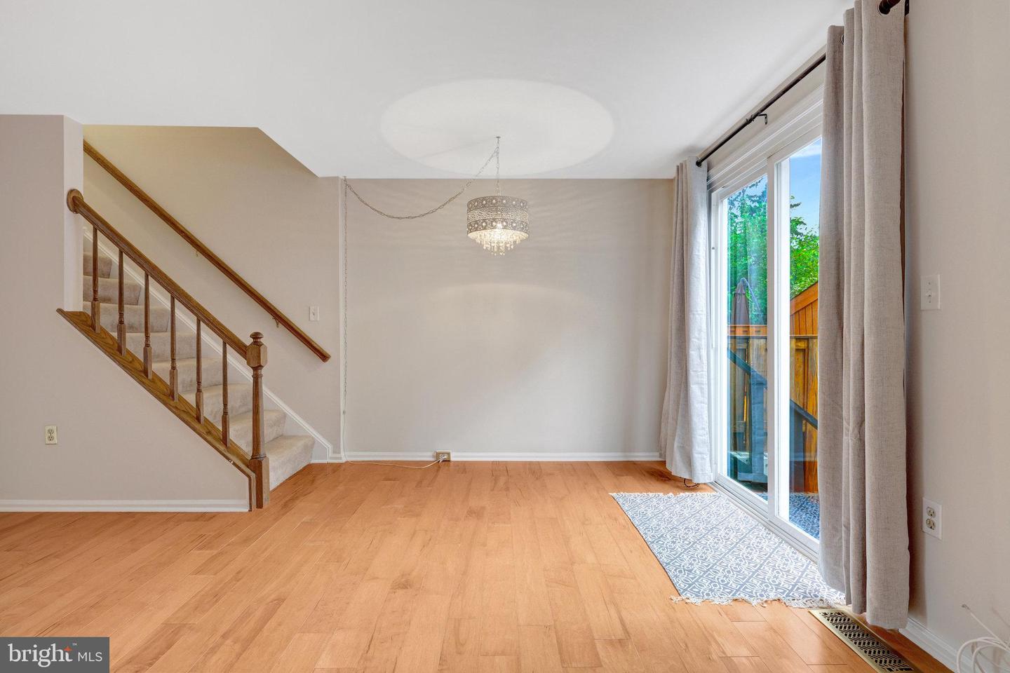 43 SOUTHALL CT, STERLING, Virginia 20165, 2 Bedrooms Bedrooms, ,1 BathroomBathrooms,Residential,For sale,43 SOUTHALL CT,VALO2099576 MLS # VALO2099576