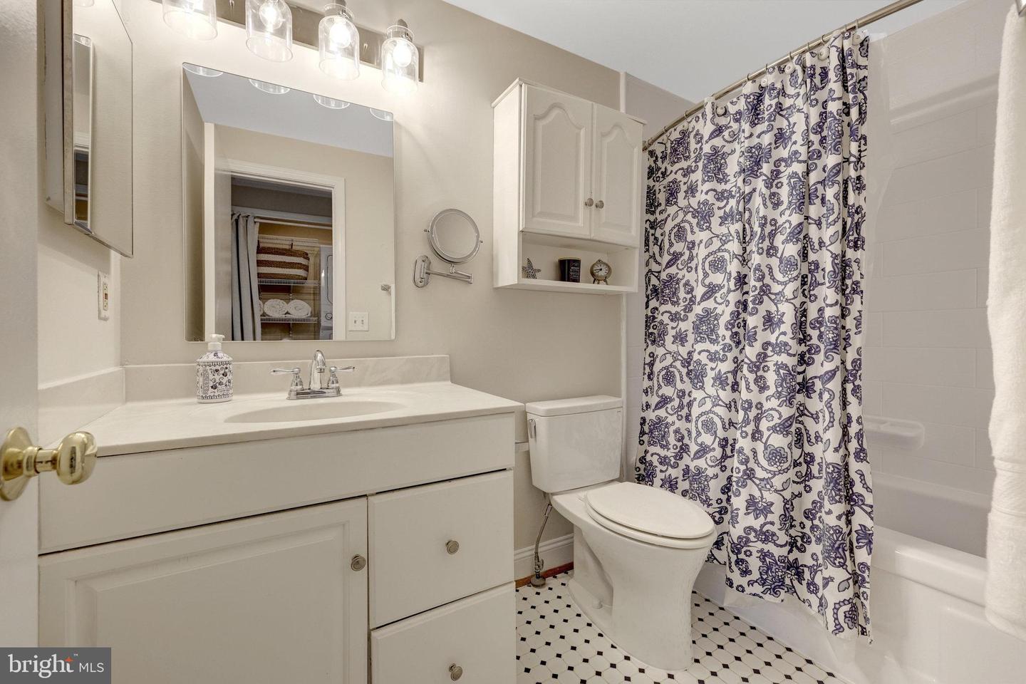 43 SOUTHALL CT, STERLING, Virginia 20165, 2 Bedrooms Bedrooms, ,1 BathroomBathrooms,Residential,For sale,43 SOUTHALL CT,VALO2099576 MLS # VALO2099576