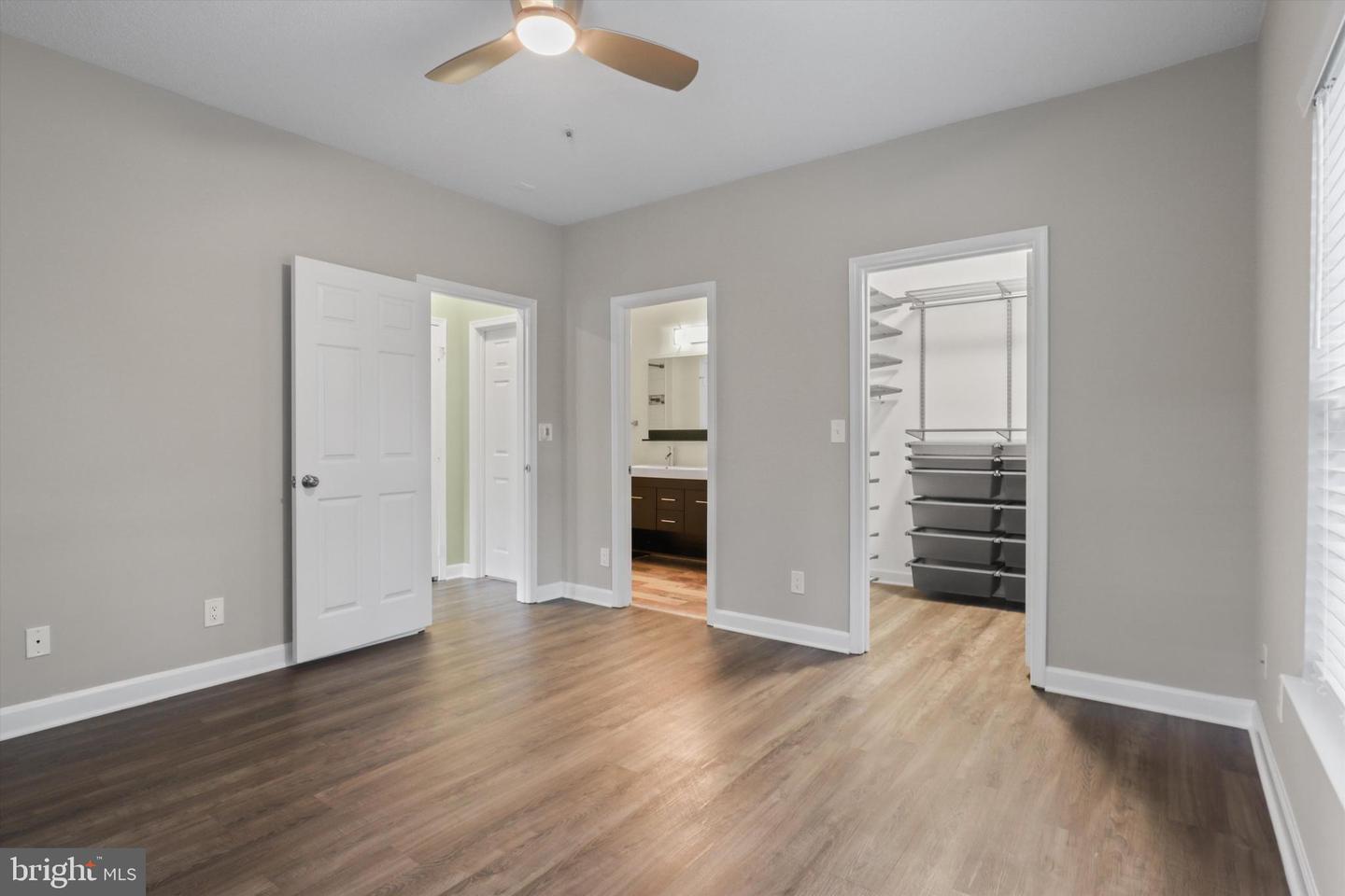 1716 LAKE SHORE CREST DR #33, RESTON, Virginia 20190, 2 Bedrooms Bedrooms, ,1 BathroomBathrooms,Residential,For sale,1716 LAKE SHORE CREST DR #33,VAFX2247678 MLS # VAFX2247678