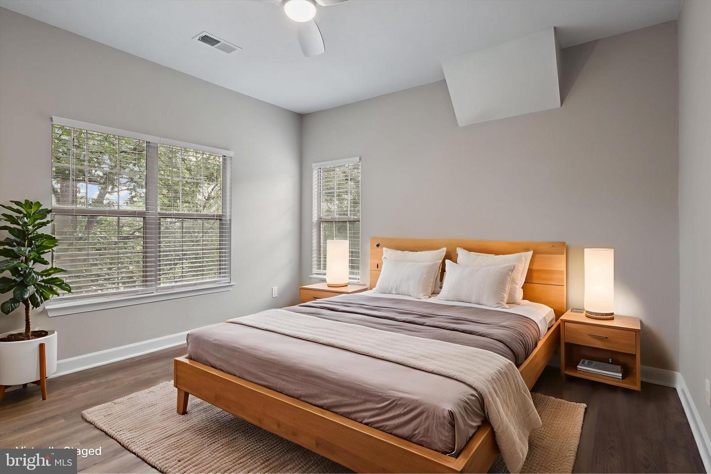 1716 LAKE SHORE CREST DR #33, RESTON, Virginia 20190, 2 Bedrooms Bedrooms, ,1 BathroomBathrooms,Residential,For sale,1716 LAKE SHORE CREST DR #33,VAFX2247678 MLS # VAFX2247678