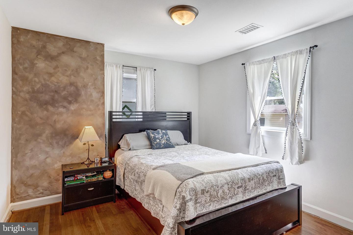 1446 CALIFORNIA ST, WOODBRIDGE, Virginia 22191, 4 Bedrooms Bedrooms, ,2 BathroomsBathrooms,Residential,For sale,1446 CALIFORNIA ST,VAPW2097460 MLS # VAPW2097460